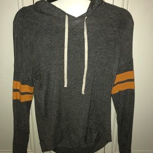 Hooded Pullover 🛍